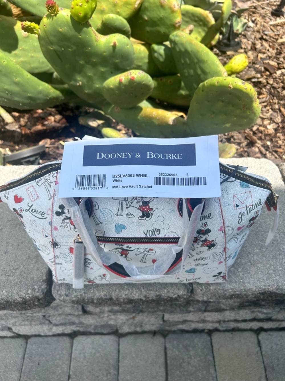 Disney White Minnie Mouse Print Satchel with Pink and Red Accents - Picture 8 of 8